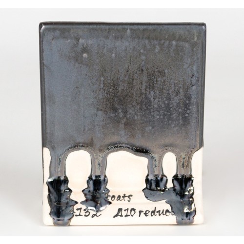 Mayco  SW-132 Mirror Black stoneware glaze - 1240.design